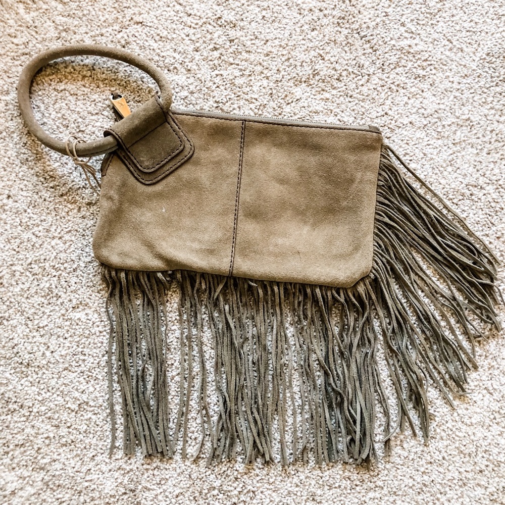 Fringe wristlet